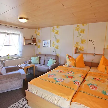 아파트 Ferienwohnung Malchow See 10551 말호프